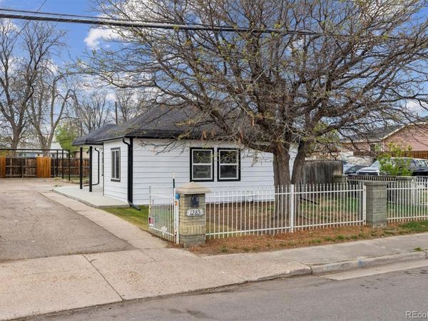 1285 S Irving , Denver, CO 80219