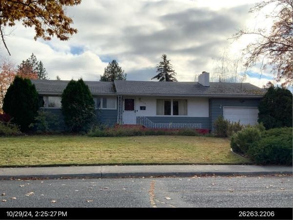 3705 W Elmhurst Ave, Spokane, WA 99208