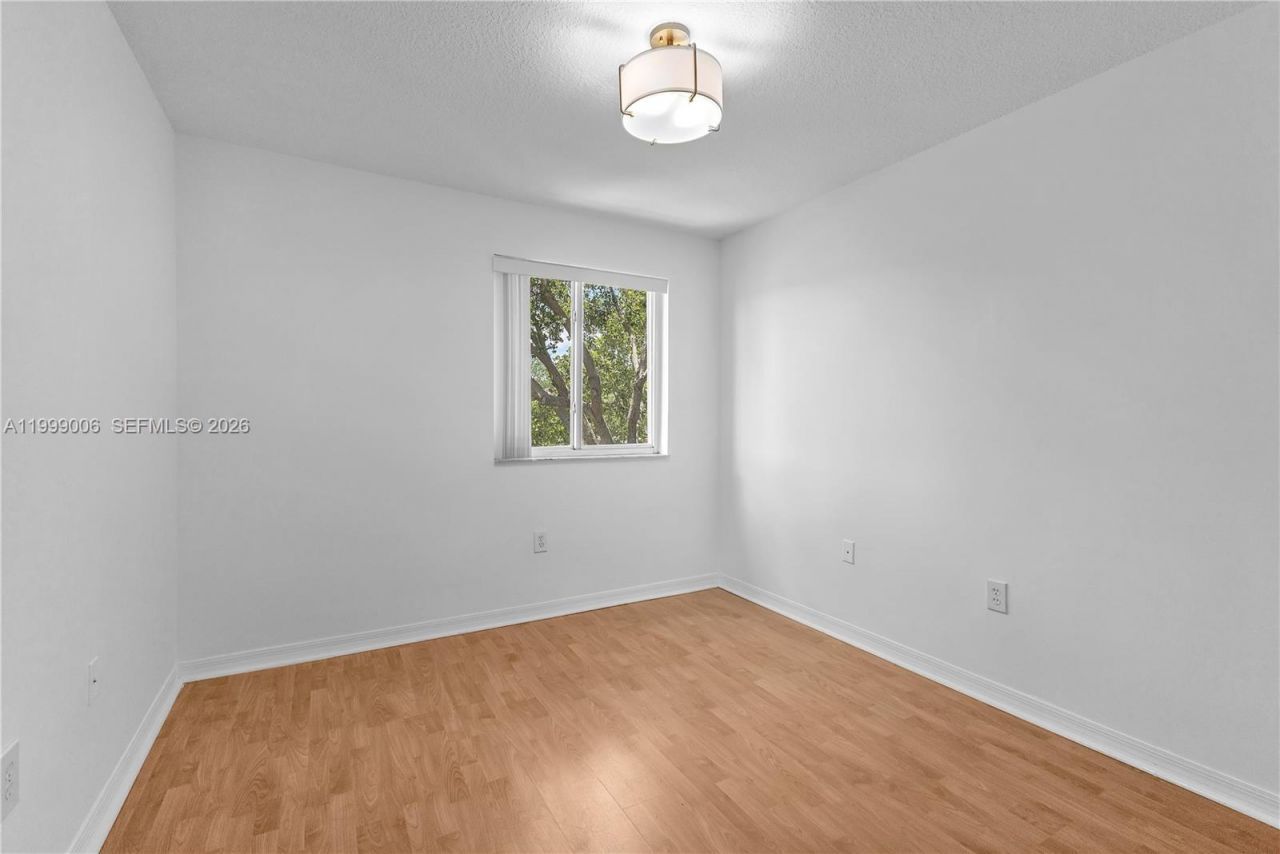 15750 SW 92nd Ave, Unit 20C, Palmetto Bay, FL 33157 Photo