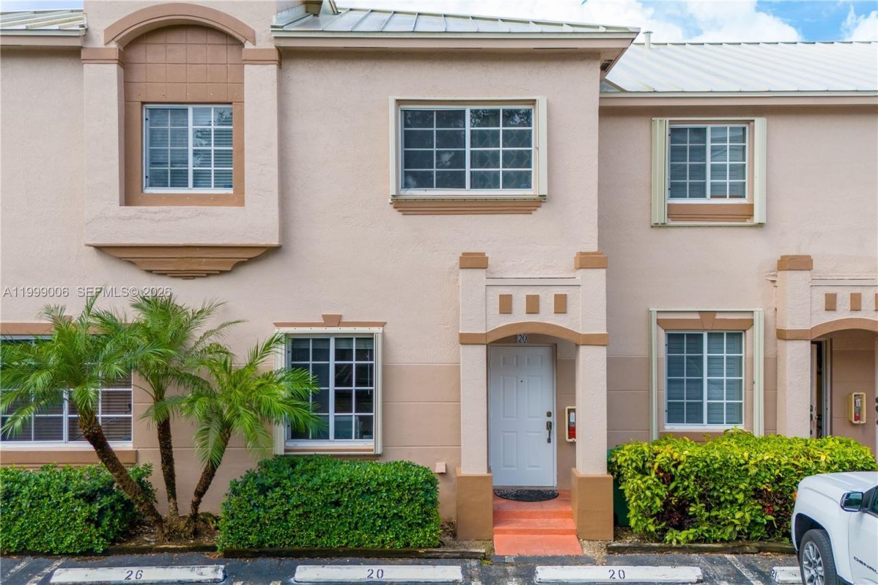 15750 SW 92nd Ave, Unit 20C, Palmetto Bay, FL 33157 Photo
