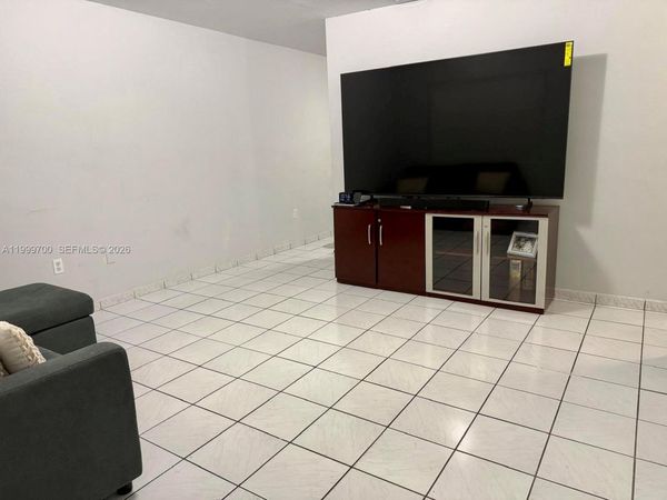 2732 NW 16th Ter, Unit 2734, Miami, FL 33125