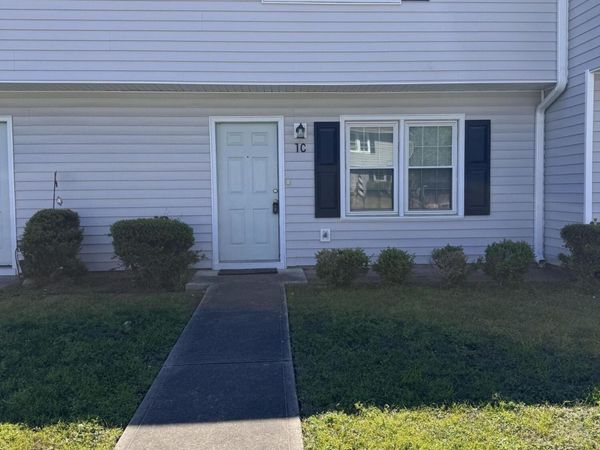 1c Port West Court, Unit C, Swansboro, NC 28584