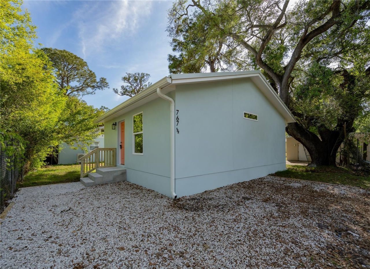 767 1/2 19th Avenue S, Saint Petersburg, FL 33705 Photo