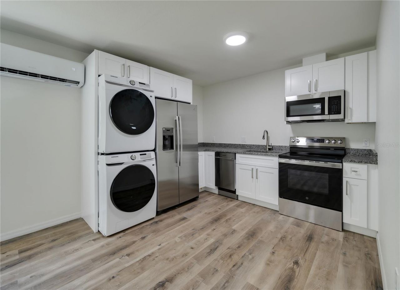 767 1/2 19th Avenue S, Saint Petersburg, FL 33705 Photo
