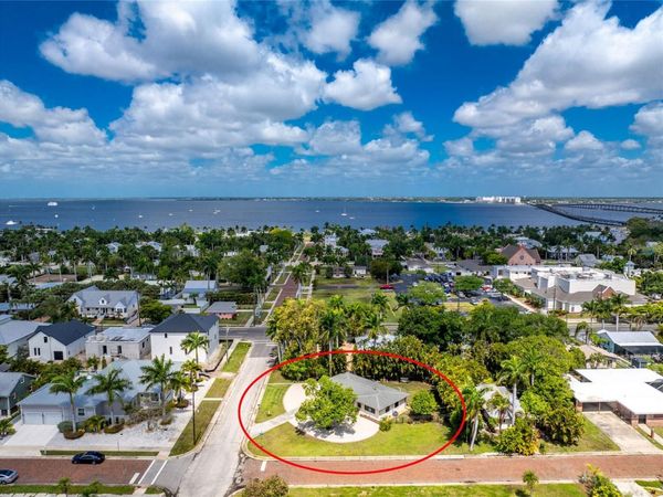 312 MCGREGOR STREET , PUNTA GORDA, FL 33950