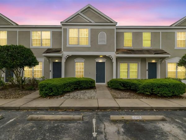 2237 LAKE WOODBERRY CIRCLE , BRANDON, FL 33510