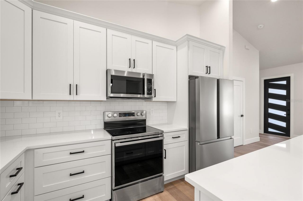 7322 Granada Boulevard, Sebring, FL 33872 Photo