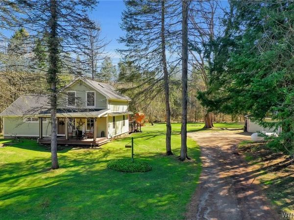 2566 Genesee Road, Arcade, NY 14009