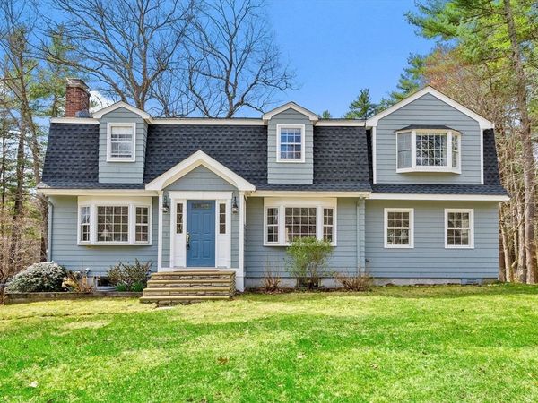 108 Harvard Rd, Stow, MA 01775