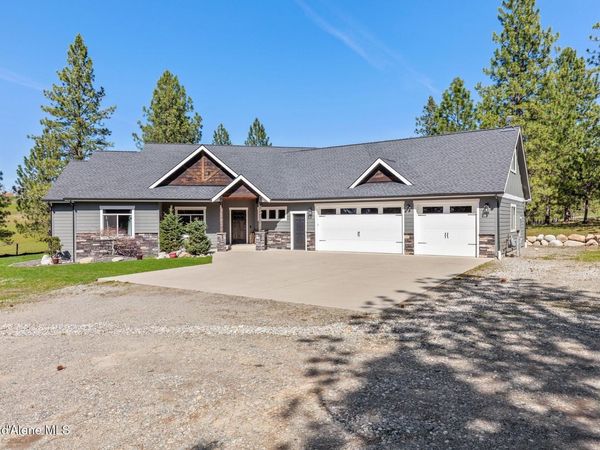 7433 E Highview Dr , Coeur d'Alene, ID 83814