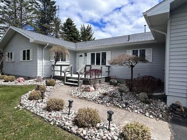 5746 N Ridge Road, Black River, MI 48721