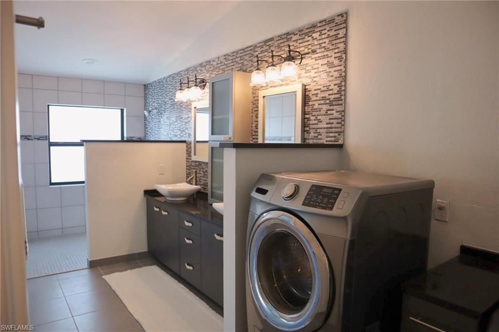 3049 SW 11th Pl, Cape Coral, FL 33914 Photo