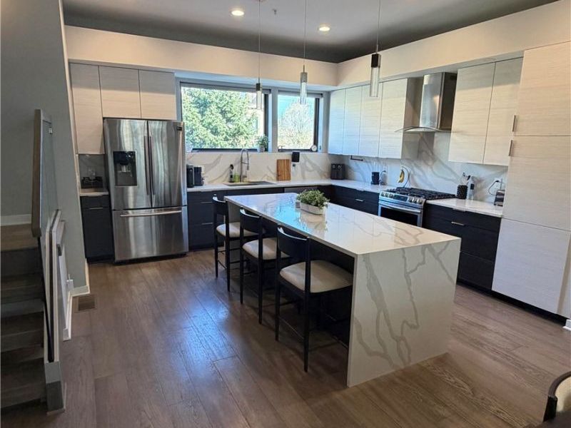 3110 Vine Court, Cleveland, OH 44113 Photo 11