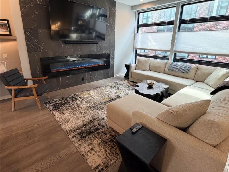 3110 Vine Court, Cleveland, OH 44113 Photo 5