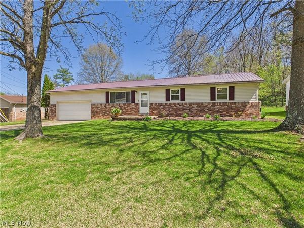 254 Suzanne Street, Washington, WV 26181