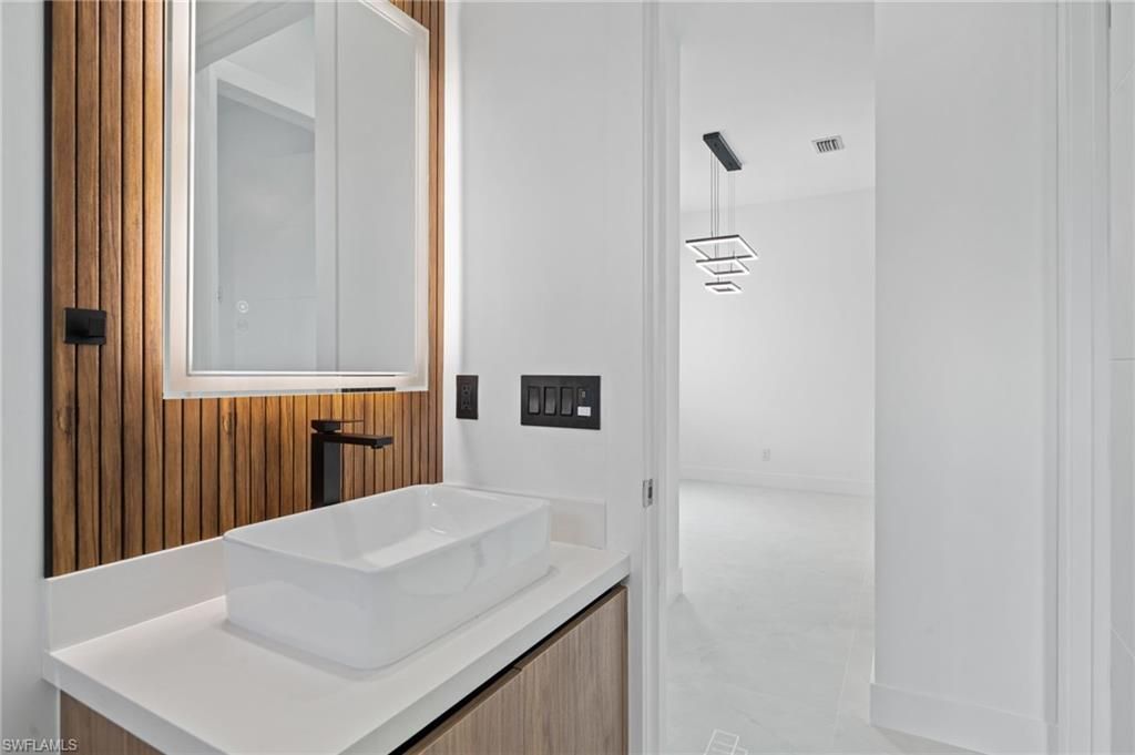 514 NW 36th Pl, Cape Coral, FL 33993 Photo