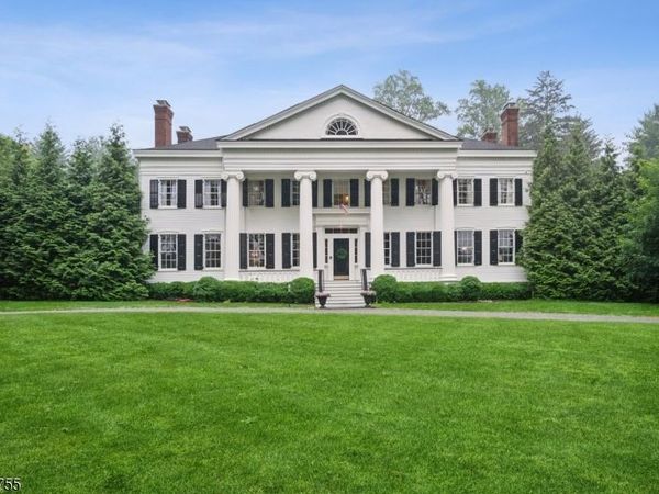 44 Spring Valley Rd, Morris, NJ 07960