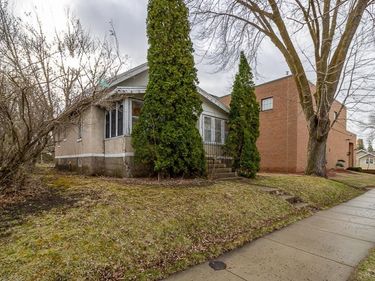 115 N Lexington Avenue, Le Center, MN 56057