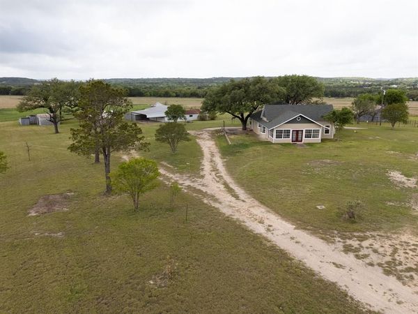 589 County Road 4150, Clifton, TX 76634