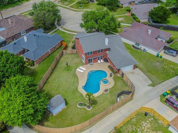 734 Dillard Circle, Cedar Hill, TX 75104