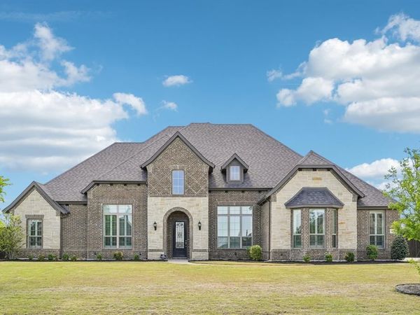 8230 Palmer Lane, Waxahachie, TX 75167