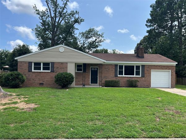 319 Pasture Lane, Hampton, VA 23669