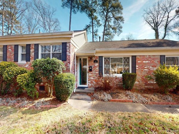 63 Azalea Drive , Hampton, VA 23669