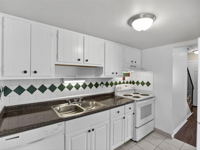 6613-6617 E Livingston Avenue, Reynoldsburg, OH 43068 Photo 10