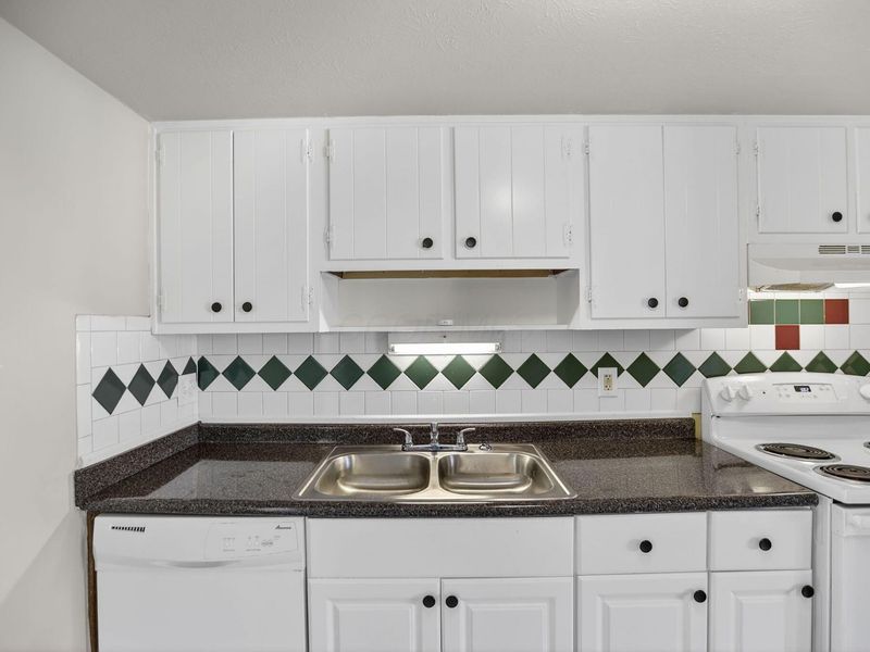 6613-6617 E Livingston Avenue, Reynoldsburg, OH 43068 Photo 14