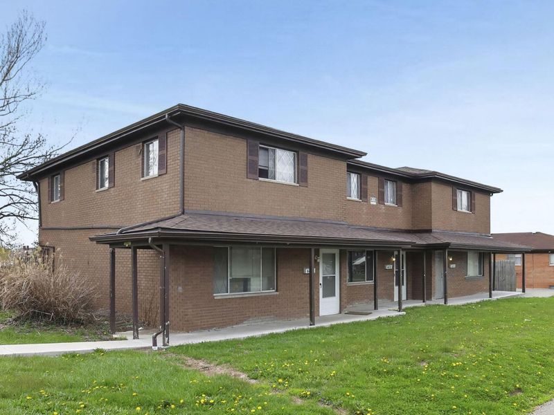 6613-6617 E Livingston Avenue, Reynoldsburg, OH 43068 Photo 2