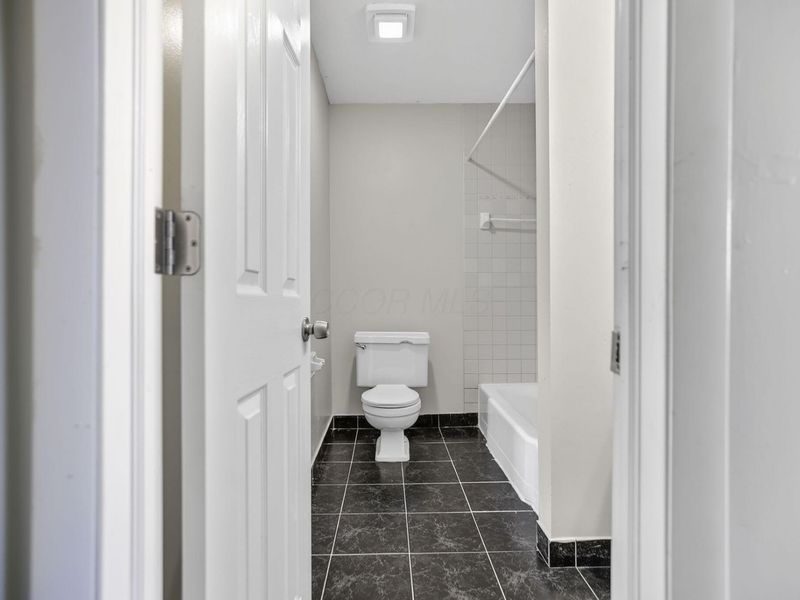 6613-6617 E Livingston Avenue, Reynoldsburg, OH 43068 Photo 32