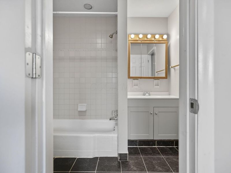 6613-6617 E Livingston Avenue, Reynoldsburg, OH 43068 Photo 33