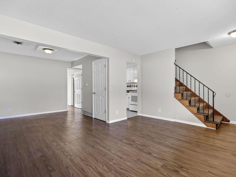 6613-6617 E Livingston Avenue, Reynoldsburg, OH 43068 Photo 8