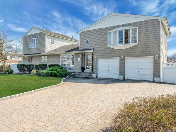 226 Marcy Street , West Babylon, NY 11704