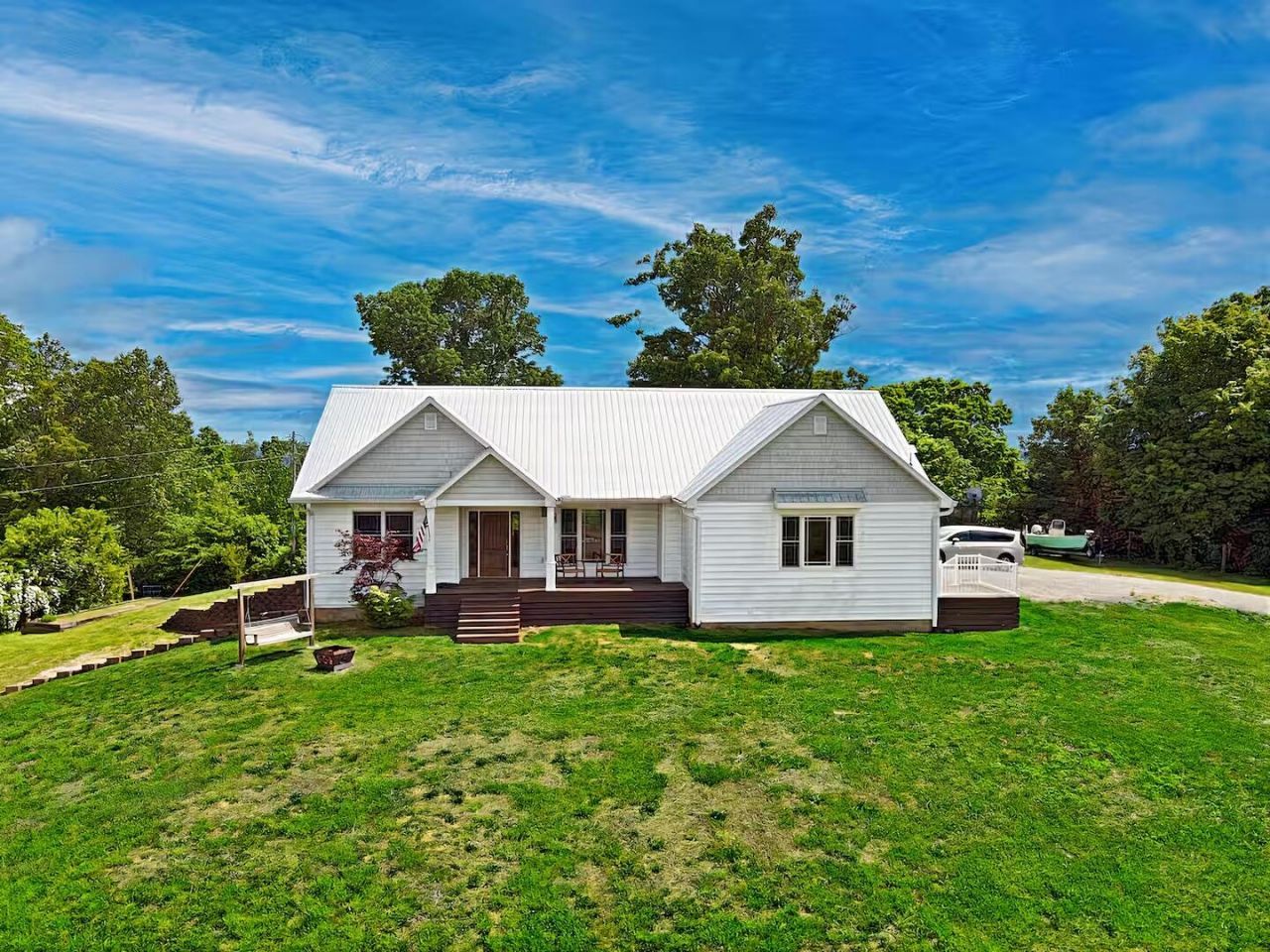 205 Franklin Spears Road, Burkesville, KY 42717