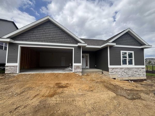 9720 Grey Kestrel Drive, Verona, WI 53593