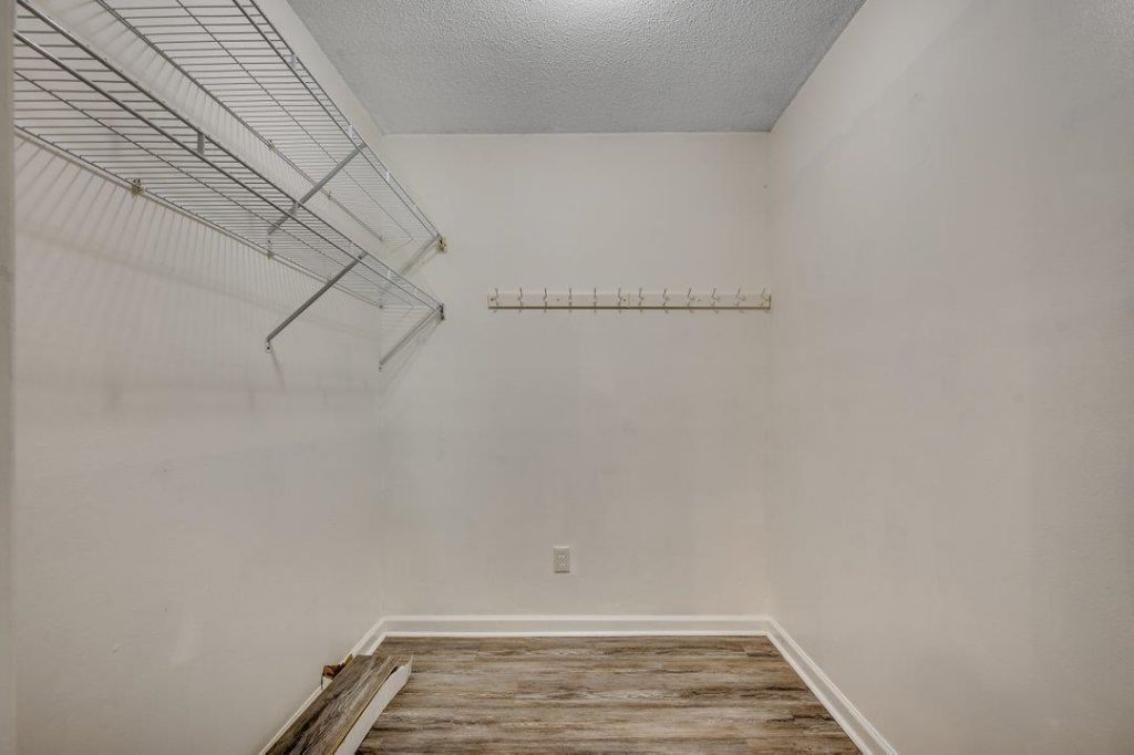 109 Hickory Dr. Photo 14