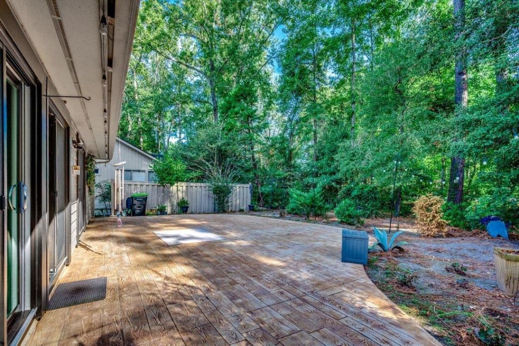 109 Hickory Dr. Photo 16