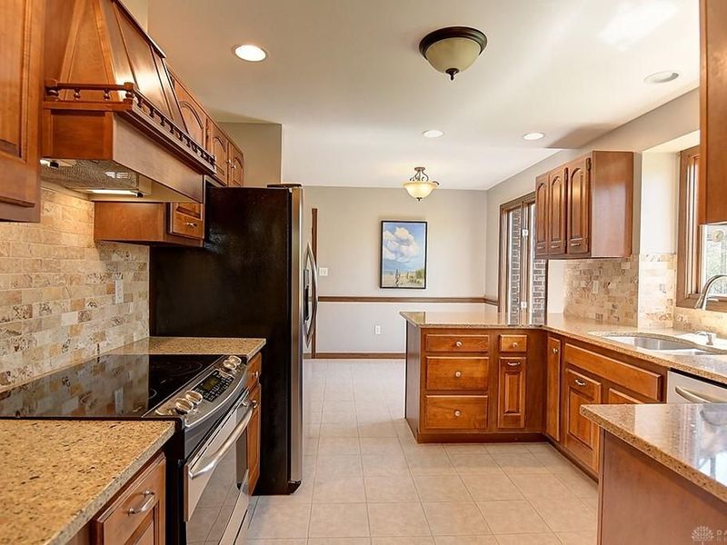 2310 Wood Trails Court, Miami Township, OH 45459 Photo 10