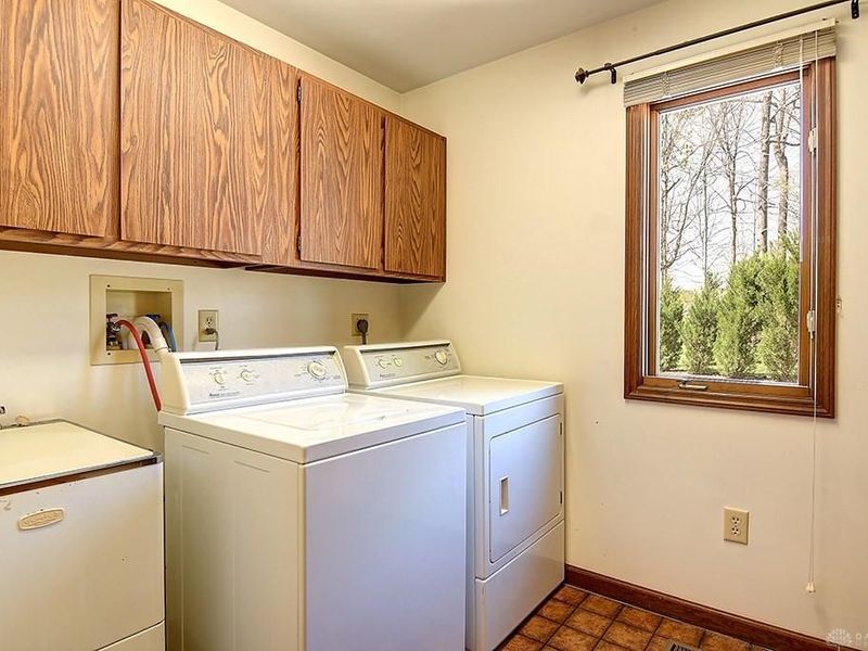 2310 Wood Trails Court, Miami Township, OH 45459 Photo 22