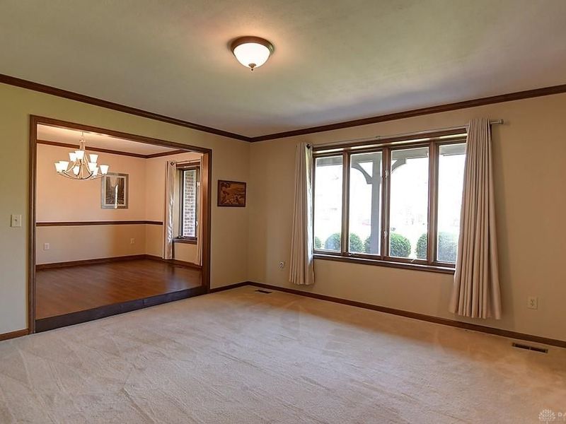 2310 Wood Trails Court, Miami Township, OH 45459 Photo 4