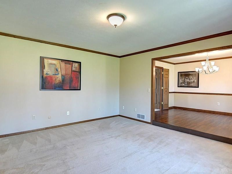 2310 Wood Trails Court, Miami Township, OH 45459 Photo 5