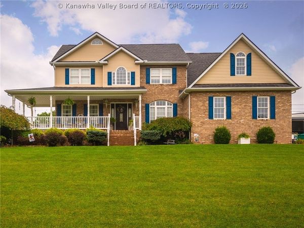 102 Scarlet Drive, Poca, WV 25159