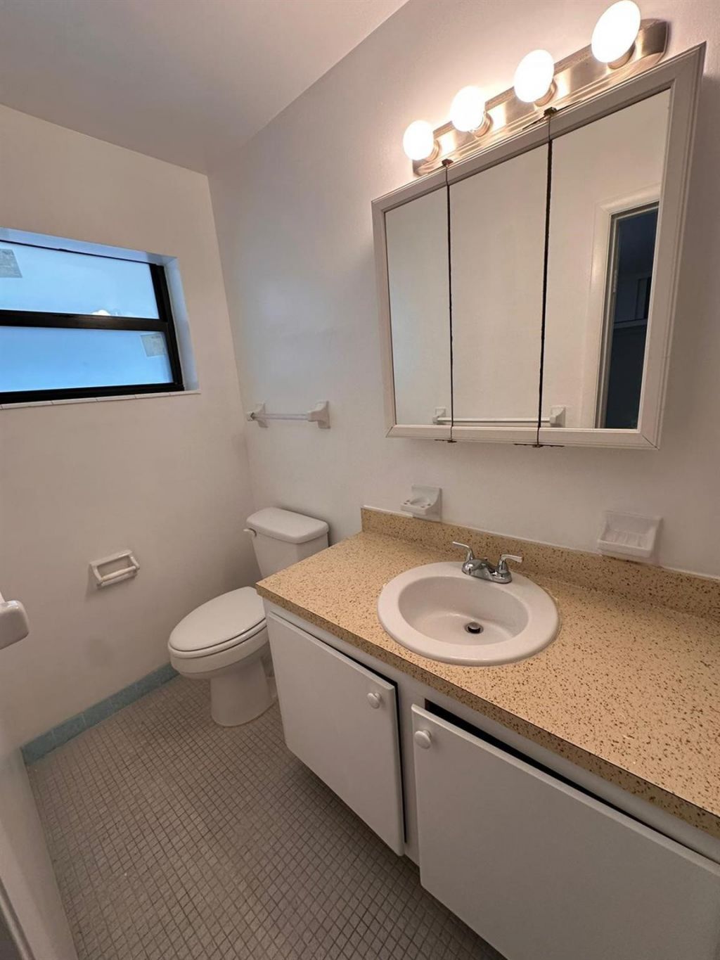 4320 SW 6th Street, Unit 202, Plantation, FL 33317 Photo