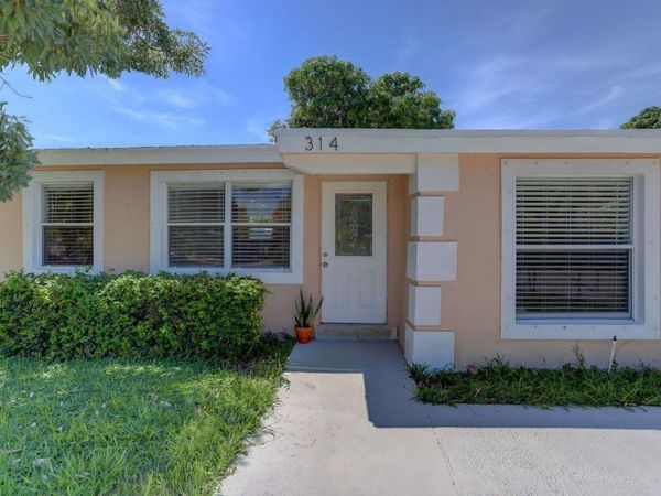 314 NW 12th Avenue, Delray Beach, FL 33444