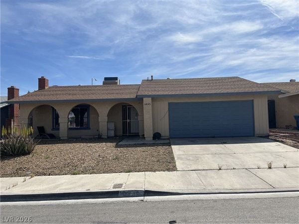 6845 Carrera Drive, Las Vegas, NV 89103
