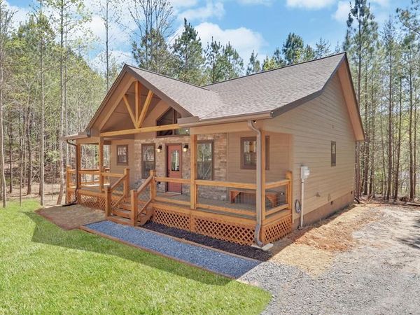 313 Burger Road, Murphy, NC 28906