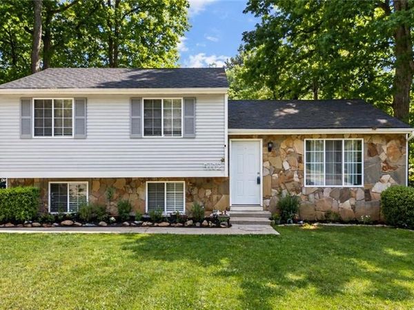 5172 Scarbrough Trail W, Stone Mountain, GA 30088