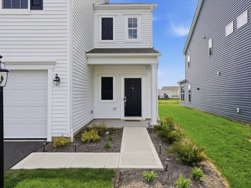 1441 Aerotrain Court S, Plain City, OH 43064 Photo 2