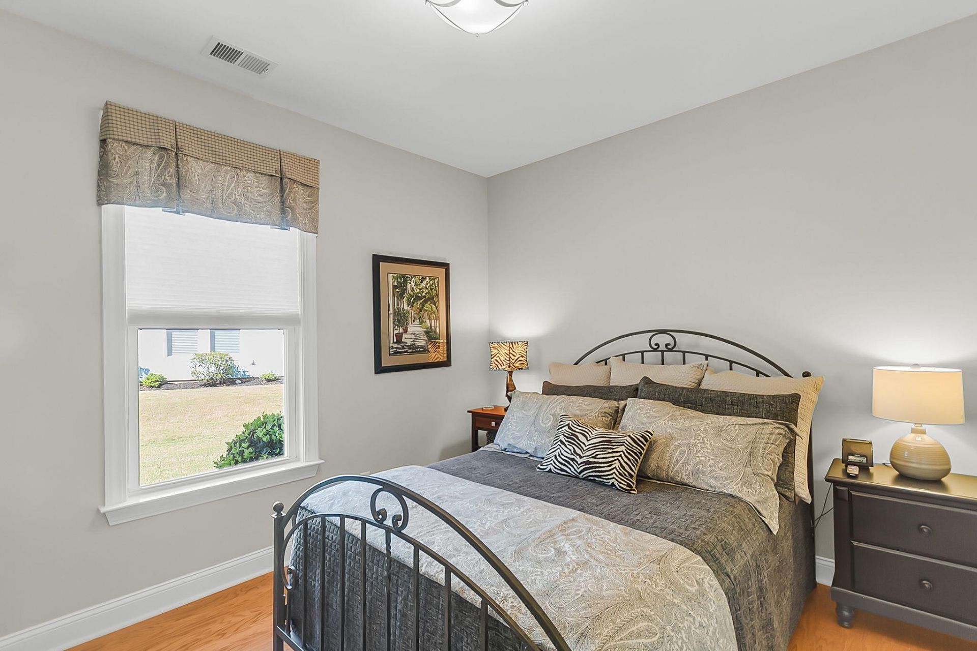 3121 Cross Vine Lane Photo 32